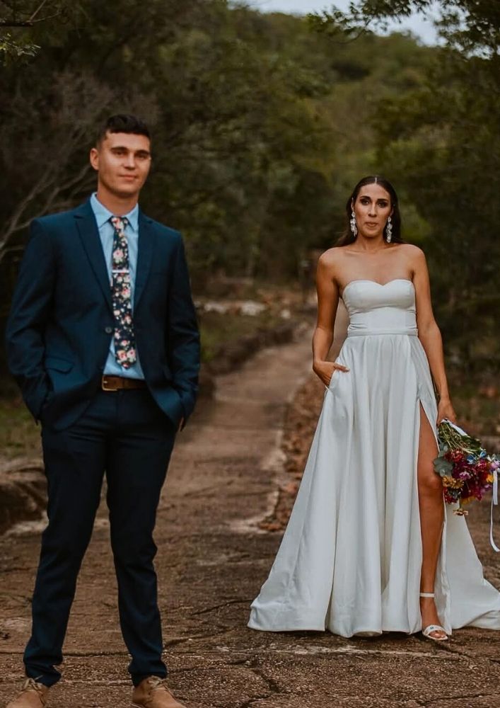 Weddings - Image 9