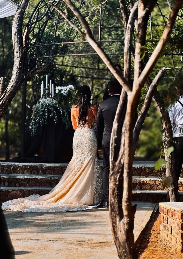 Weddings - Image 15